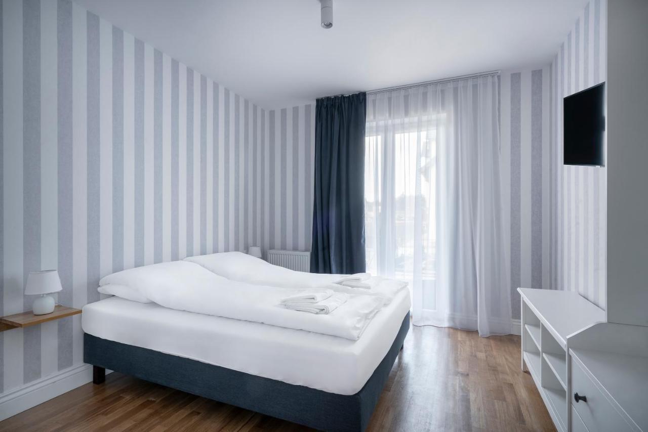 W Starym Porcie - Apartament - 2 Sypialnie Krynica Morska Exteriör bild